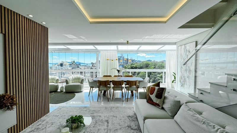 Belíssima cobertura duplex na Agronomica com 4 suítes: 9ª foto da galeria de imagens do imóvel