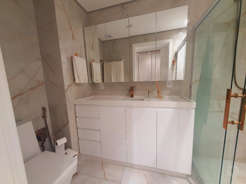 Cobertura no Centro com 4 dormitórios, sendo 4 suíte e 3 vagas - 293m²: 21ª foto da galeria de imagens do imóvel