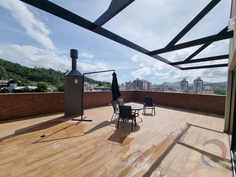 Studio na Trindade com 33,76 m²: 2ª foto da galeria de imagens do imóvel