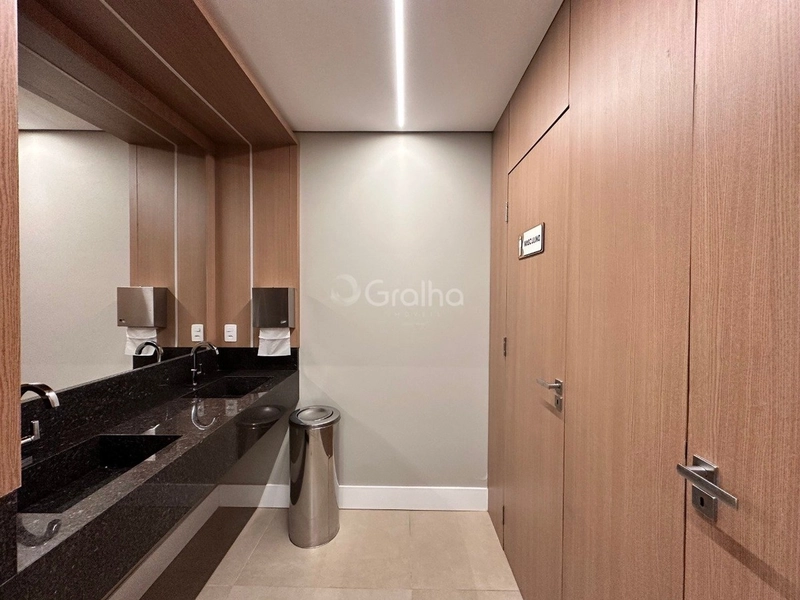 Apartamento no Centro com 4 dormitórios, sendo 1 suíte e 2 vagas: 31ª foto da galeria de imagens do imóvel