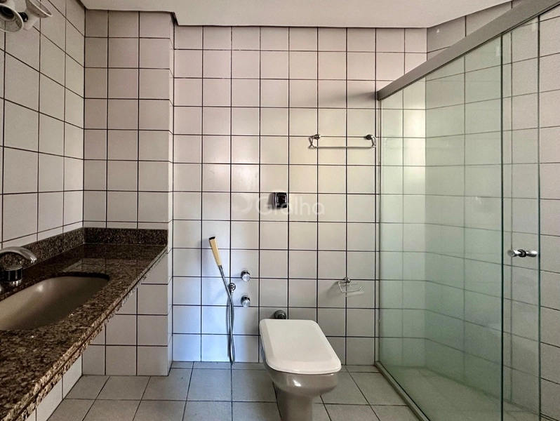 Apartamento no Centro com 4 dormitórios, sendo 1 suíte e 2 vagas: 7ª foto da galeria de imagens do imóvel