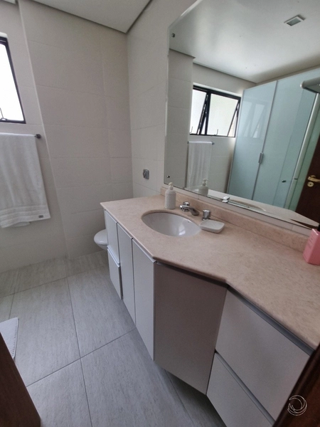 Apartamento na Agronômica com 3 dormitórios, sendo 1 suíte e 2 vagas: 25ª foto da galeria de imagens do imóvel