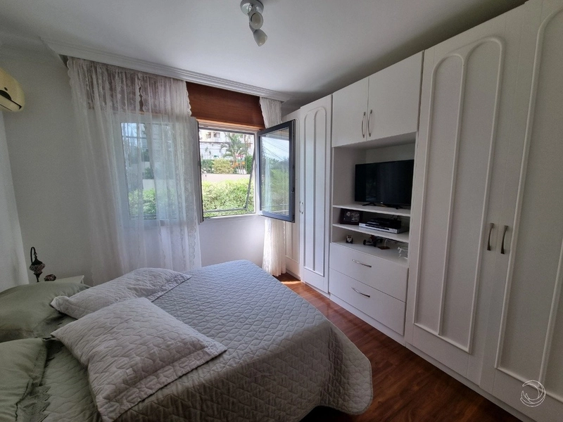 Apartamento na Agronômica com 3 dormitórios, sendo 1 suíte e 2 vagas: 26ª foto da galeria de imagens do imóvel