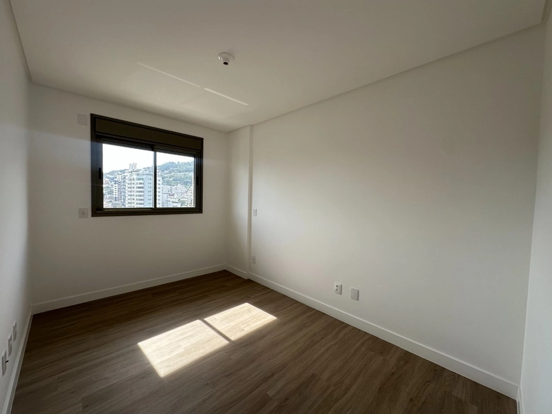 Apartamento no Centro com 3 dormitórios, sendo 1 suíte com 2 vagas: 12ª foto da galeria de imagens do imóvel