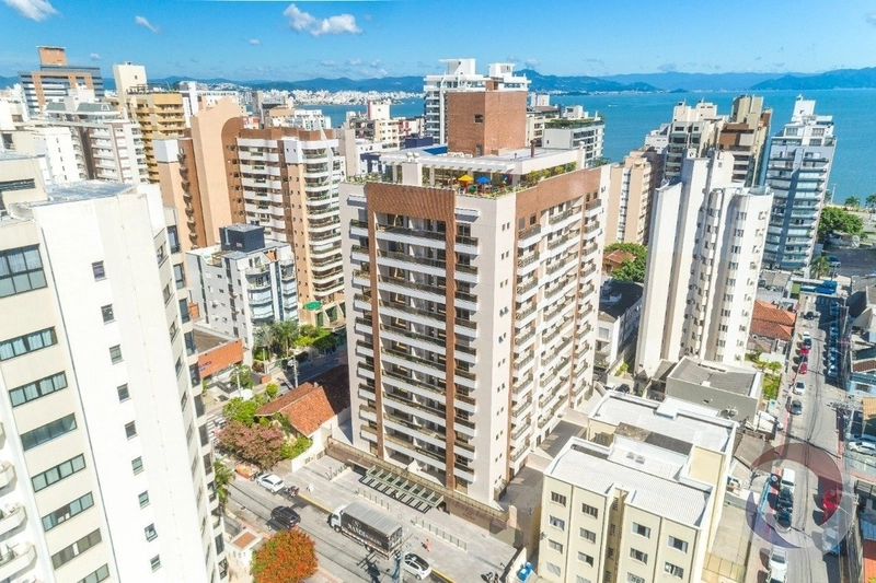 Apartamento no Centro com 3 dormitórios, sendo 1 suíte com 2 vagas: 10ª foto da galeria de imagens do imóvel
