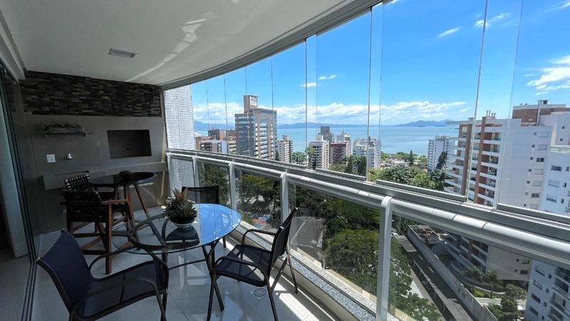 Cobertura duplex no Centro com vista para o mar, 3 suítes 231m²: 1ª foto da galeria de imagens do imóvel