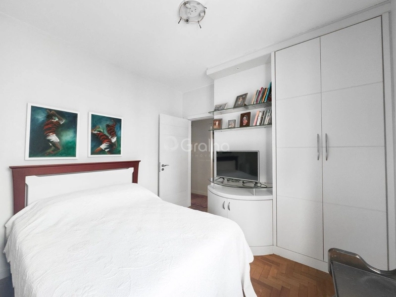Apartamento na Beira Mar com 3 dormitórios, sendo 1 suítes e 1 vaga: 28ª foto da galeria de imagens do imóvel