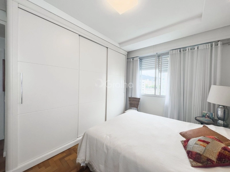 Apartamento na Beira Mar com 3 dormitórios, sendo 1 suítes e 1 vaga: 39ª foto da galeria de imagens do imóvel