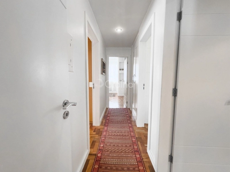 Apartamento na Beira Mar com 3 dormitórios, sendo 1 suítes e 1 vaga: 15ª foto da galeria de imagens do imóvel