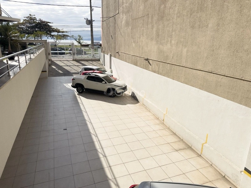 Apartamento na Beira Mar com 3 dormitórios, sendo 1 suítes e 1 vaga: 36ª foto da galeria de imagens do imóvel