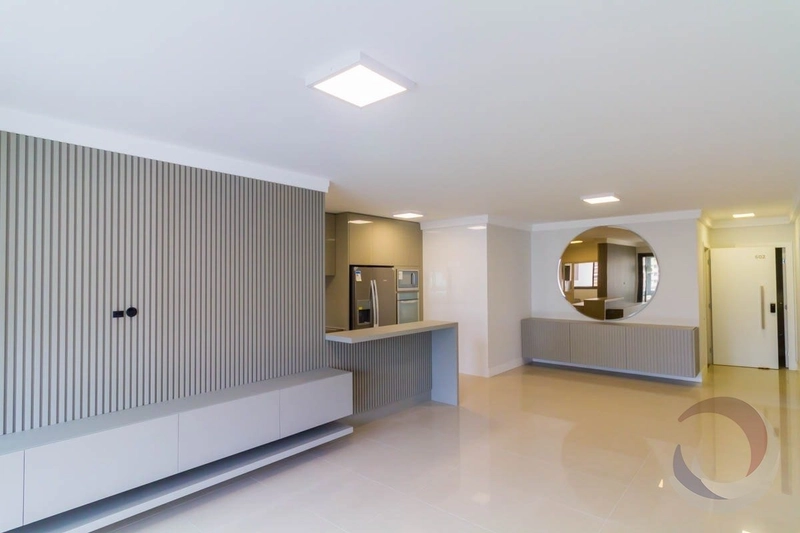 Apartamento na Beira Mar com 3 dormitórios, sendo 3 suítes, 2 vagas: 5ª foto da galeria de imagens do imóvel