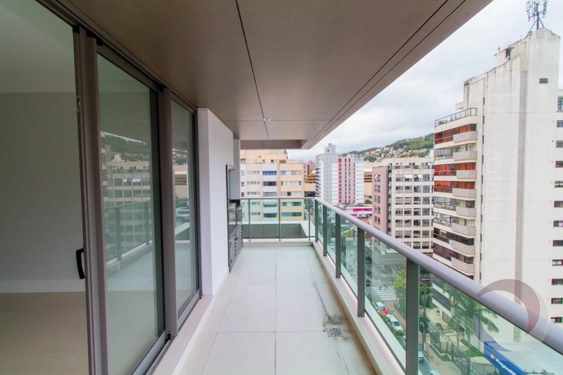 Apartamento na Beira Mar com 3 dormitórios, sendo 3 suítes, 2 vagas: 9ª foto da galeria de imagens do imóvel