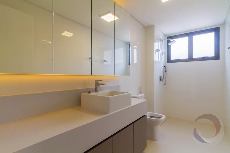Apartamento na Beira Mar com 3 dormitórios, sendo 3 suítes, 2 vagas: 19ª foto da galeria de imagens do imóvel