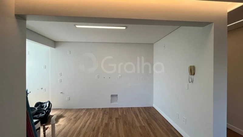 Apartamento no Bom Abrigo com 3 dormitórios, sendo 1 suíte e 1 vaga: 6ª foto da galeria de imagens do imóvel