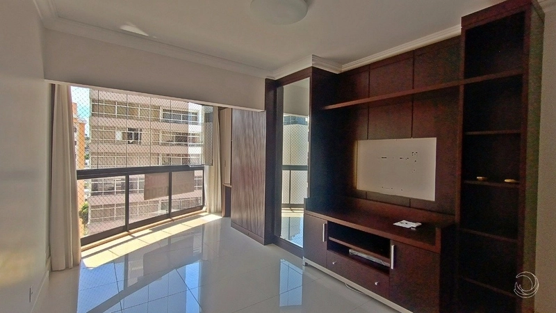 Apartamento no Centro com 04 dormitórios, sendo 01 suítes e 3 vagas: 3ª foto da galeria de imagens do imóvel