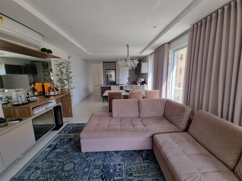 Apartamento no Centro com 3 dormitórios, sendo 1 suíte com 3 vagas: 5ª foto da galeria de imagens do imóvel