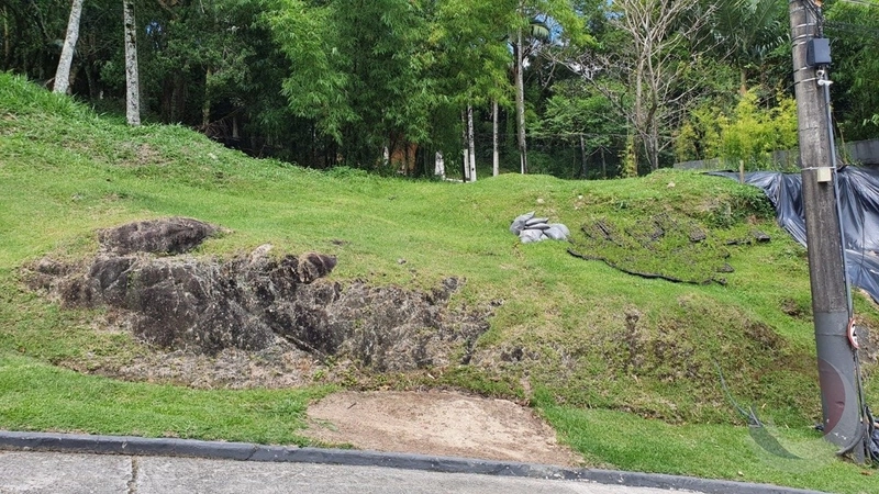Terreno em condomínio fechado no Itacurubi com 842 m²: 5ª foto da galeria de imagens do imóvel