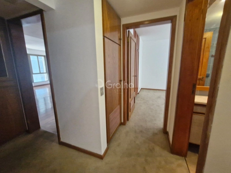 Apartamento na Beira Mar com 4 dormitórios, sendo 2 suítes e 2 vagas: 21ª foto da galeria de imagens do imóvel
