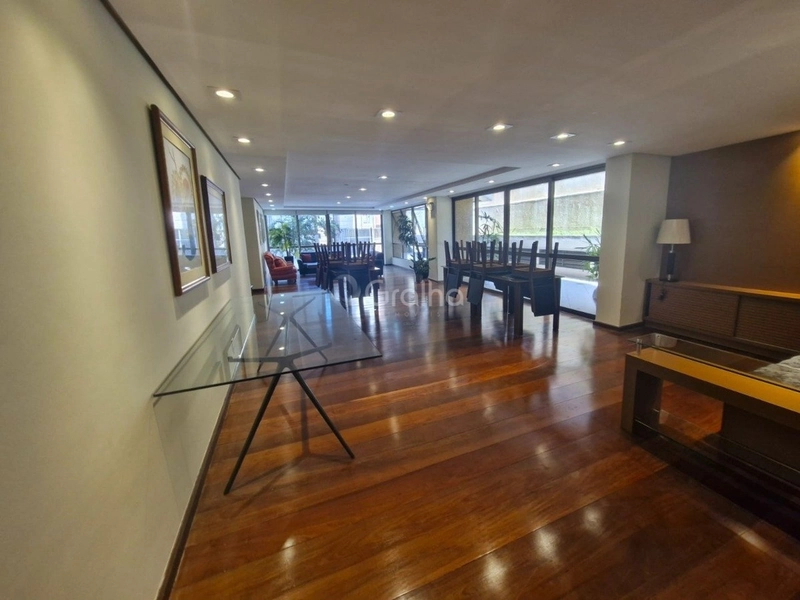 Apartamento na Beira Mar com 4 dormitórios, sendo 2 suítes e 2 vagas: 3ª foto da galeria de imagens do imóvel