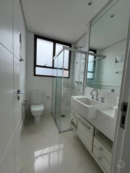 Cobertura Duplex no centro com 4 dormitórios 3 suítes e 3 vagas: 10ª foto da galeria de imagens do imóvel