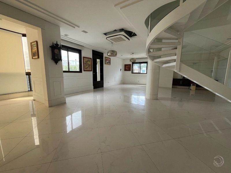 Cobertura Duplex no centro com 4 dormitórios 3 suítes e 3 vagas: 1ª foto da galeria de imagens do imóvel