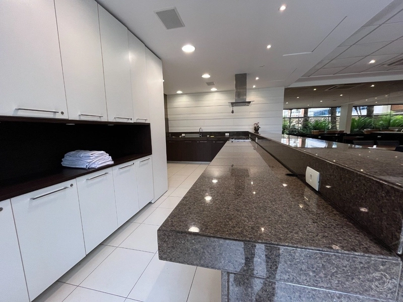 Cobertura Duplex no centro com 4 dormitórios 3 suítes e 3 vagas: 20ª foto da galeria de imagens do imóvel