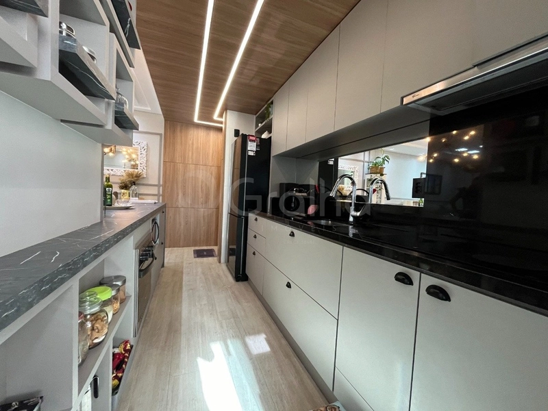 Apartamento no Itacorubi com 2 dormitórios, sendo 1 suíte com 2 vagas: 13ª foto da galeria de imagens do imóvel