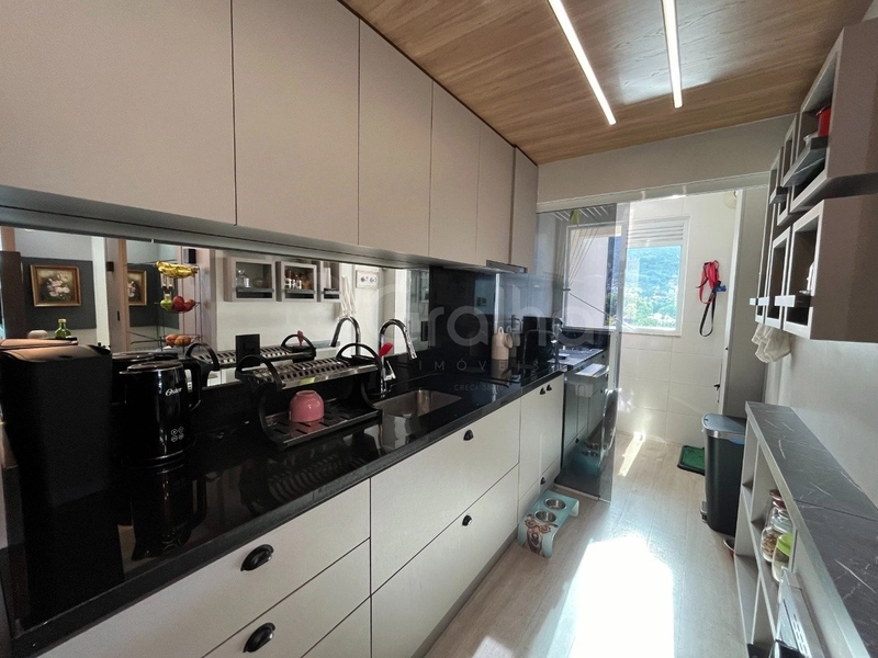 Apartamento no Itacorubi com 2 dormitórios, sendo 1 suíte com 2 vagas: 12ª foto da galeria de imagens do imóvel