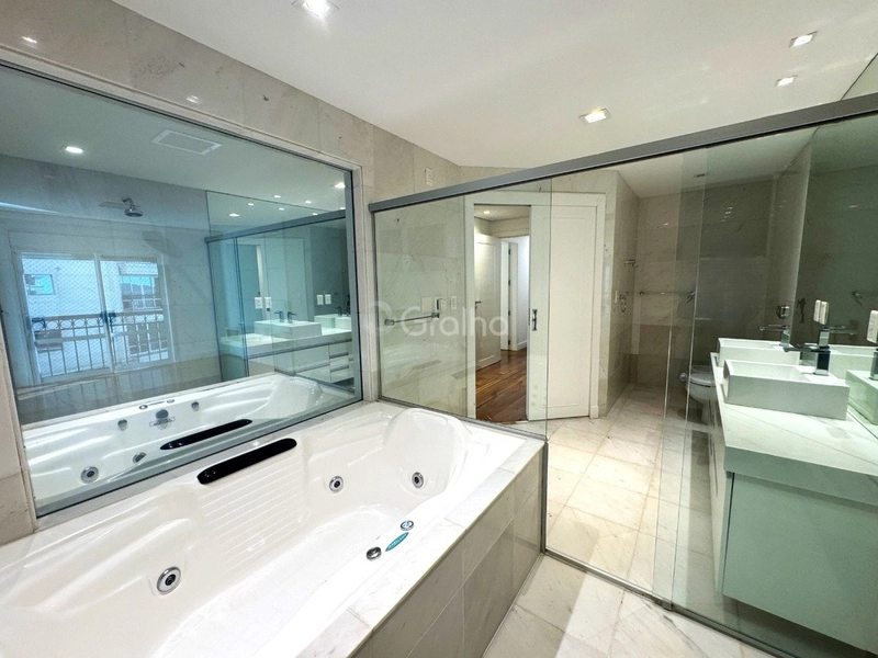 Apartamento na Beira Mar com 4 suítes com closet e hidromassagem 316m²: 46ª foto da galeria de imagens do imóvel