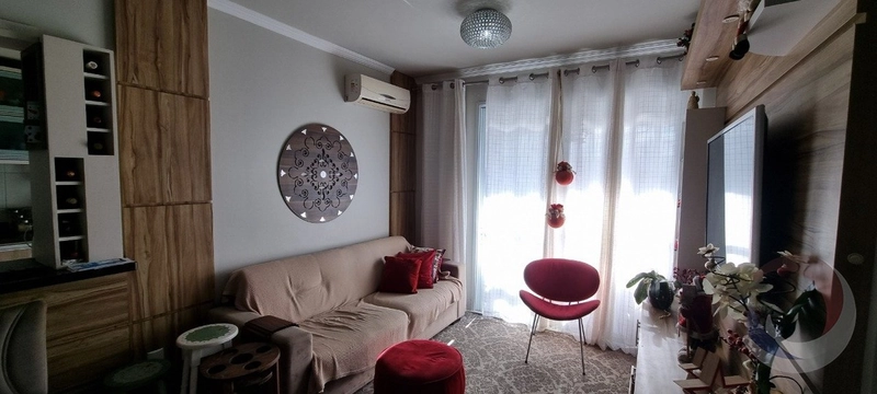 Apartamento em Coqueiros com 4 dormitórios, sendo 1 suíte e 2 vagas: 4ª foto da galeria de imagens do imóvel