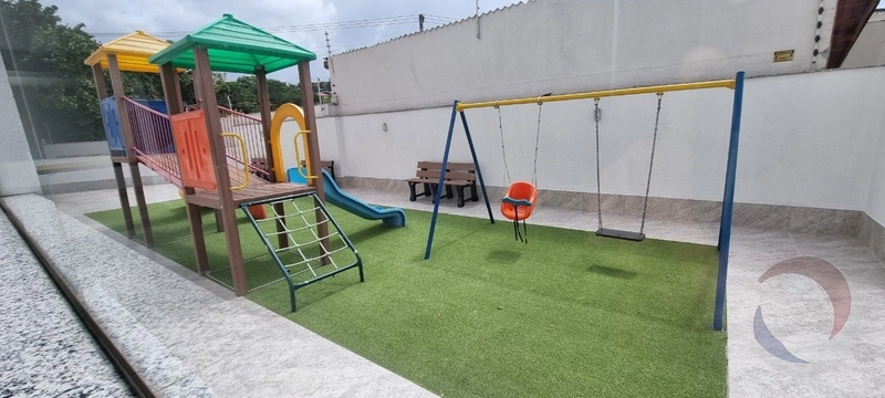 Apartamento em Coqueiros com 4 dormitórios, sendo 1 suíte e 2 vagas: 23ª foto da galeria de imagens do imóvel
