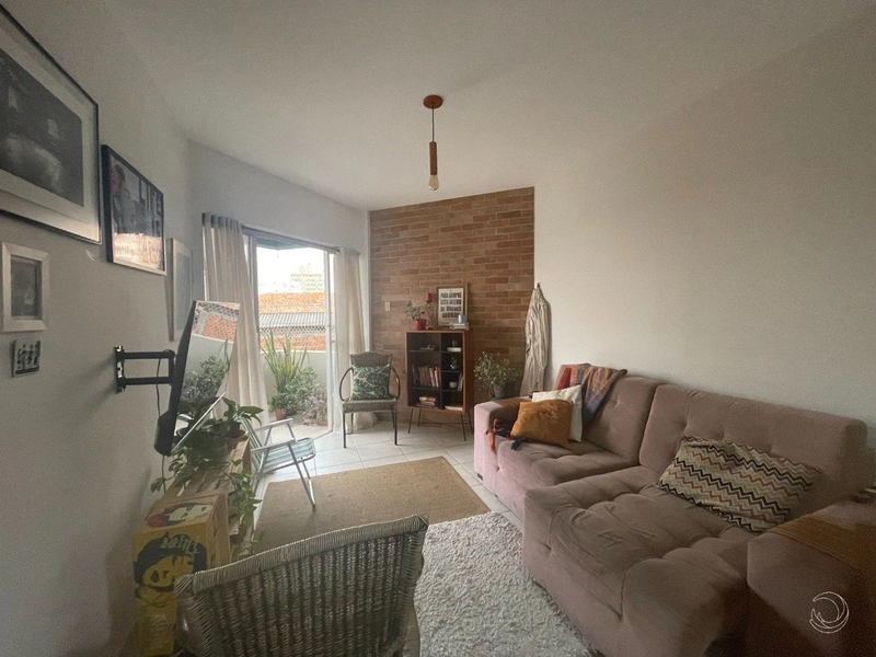 Apartamento na Agronômica com 3 dormitórios sendo 1 suíte e 1 vaga: 3ª foto da galeria de imagens do imóvel