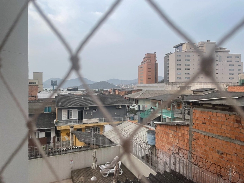 Apartamento na Agronômica com 3 dormitórios sendo 1 suíte e 1 vaga: 4ª foto da galeria de imagens do imóvel