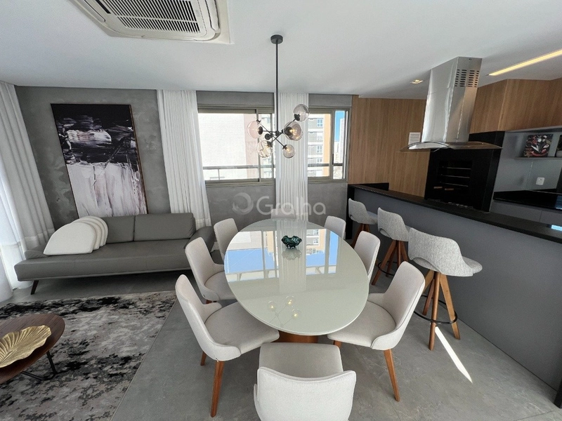 Apartamento no Centro com 3 dormitórios sendo 3 suítes e 2 vagas: 2ª foto da galeria de imagens do imóvel