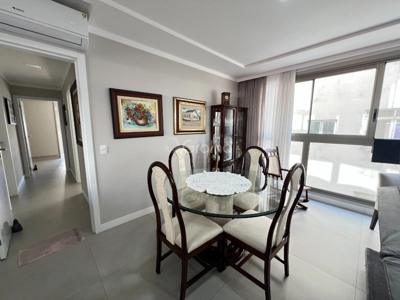 Apartamento no Centro com 3 dormitórios sendo 3 suítes e 2 vagas: 12ª foto da galeria de imagens do imóvel