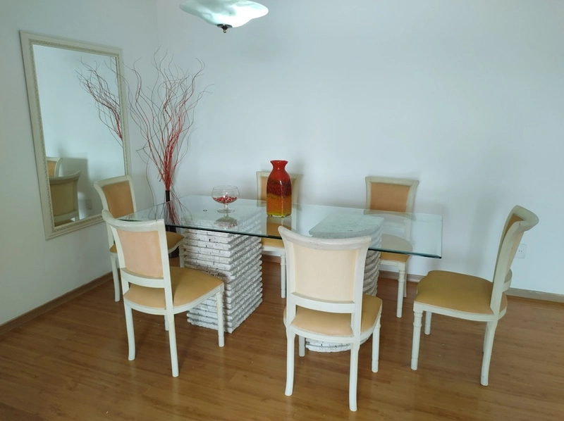 Apartamento em coqueiros com 03 dormitórios, sendo 01 suíte e 1 vaga: 5ª foto da galeria de imagens do imóvel