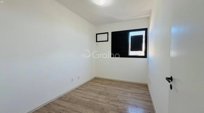 Apartamento no Cento com 3 dormitórios, sendo 1 suíte e 1 vaga: 10ª foto da galeria de imagens do imóvel