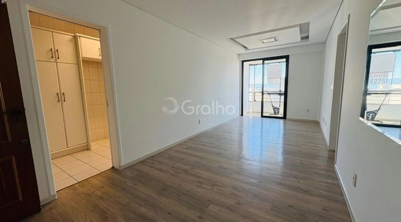 Apartamento no Cento com 3 dormitórios, sendo 1 suíte e 1 vaga: 9ª foto da galeria de imagens do imóvel