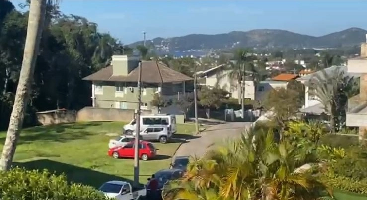 Terreno em condomínio fechado com 2.250 m² de área: 2ª foto da galeria de imagens do imóvel
