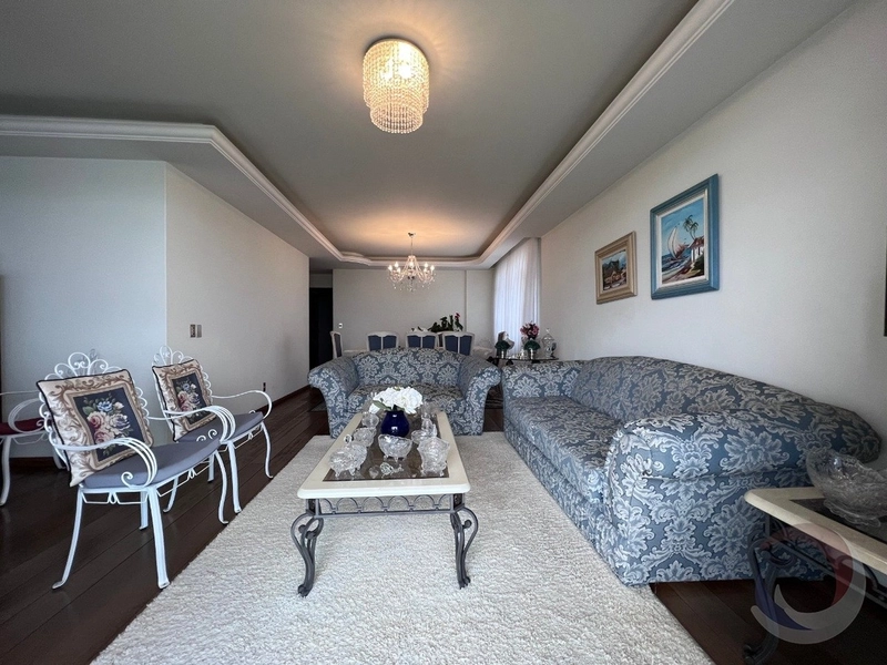 Apartamento na Beira Mar com 4 dormitórios 1 suítes 233 m²: 4ª foto da galeria de imagens do imóvel
