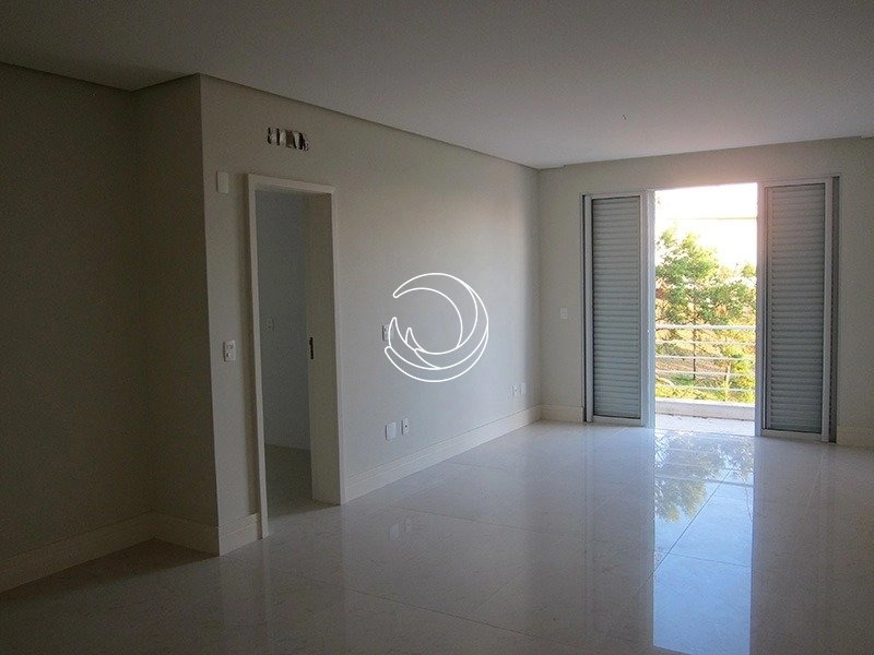 Casa residencial em Cacupe com 3 pavimentos, com 3 suítes 461 m²: 15ª foto da galeria de imagens do imóvel