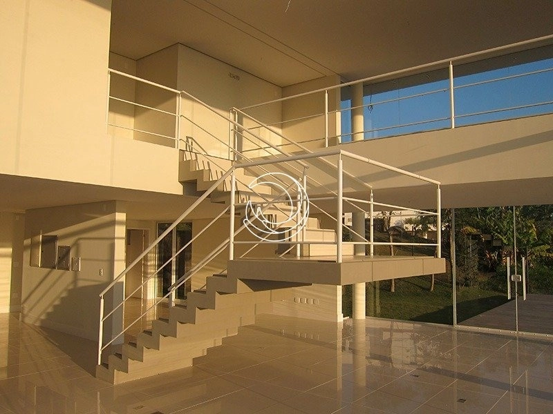 Casa residencial em Cacupe com 3 pavimentos, com 3 suítes 461 m²: 9ª foto da galeria de imagens do imóvel