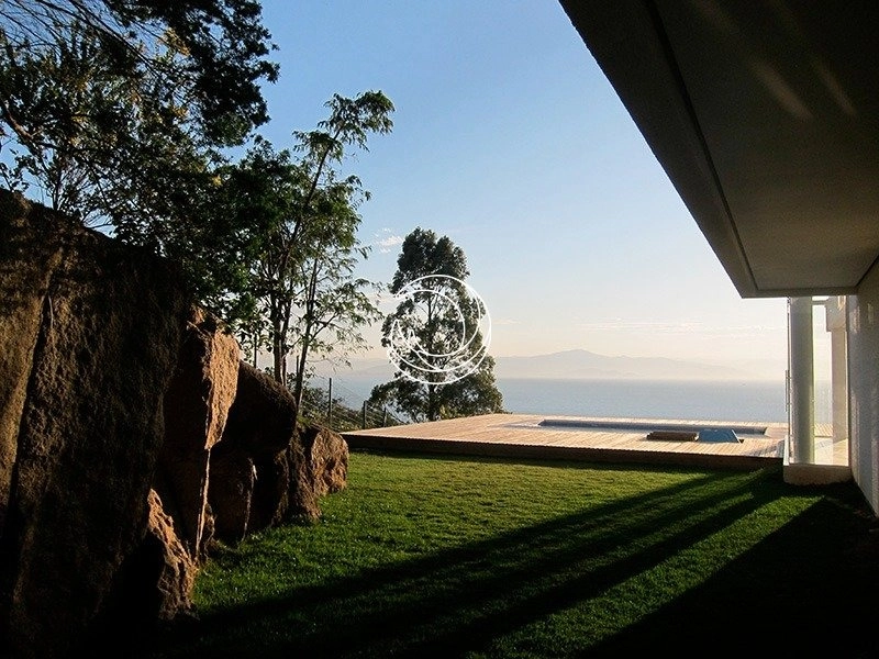 Casa residencial em Cacupe com 3 pavimentos, com 3 suítes 461 m²: 8ª foto da galeria de imagens do imóvel