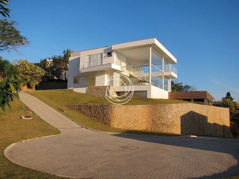 Casa residencial em Cacupe com 3 pavimentos, com 3 suítes 461 m²: 4ª foto da galeria de imagens do imóvel