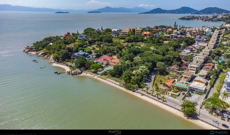 Apartamento em Cacupé Com 3 dormitórios, sendo 03 suítes e 2 vagas: 2ª foto da galeria de imagens do imóvel