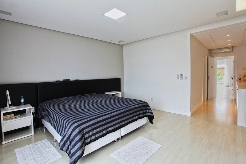 Casa residencial em Jurerê Internacional com 6 suítes e 4 vagas: 29ª foto da galeria de imagens do imóvel