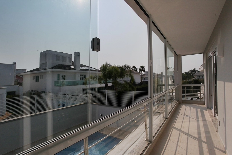 Casa residencial em Jurerê Internacional com 6 suítes e 4 vagas: 9ª foto da galeria de imagens do imóvel
