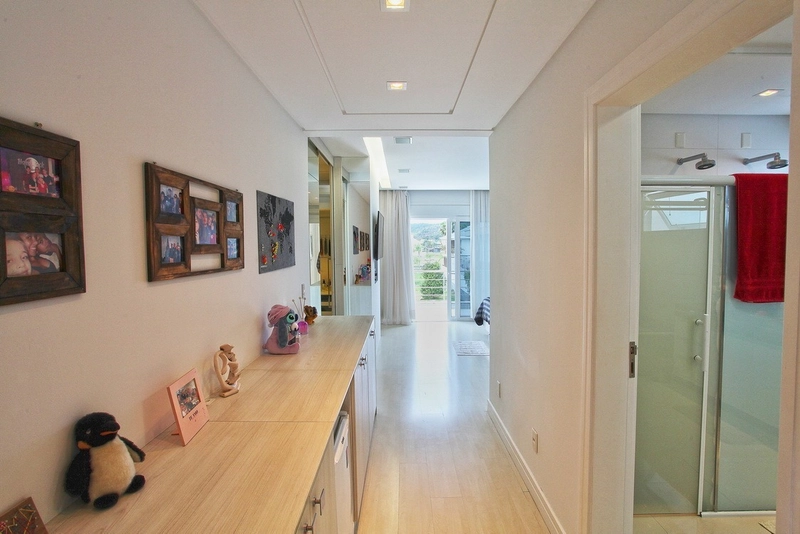 Casa residencial em Jurerê Internacional com 6 suítes e 4 vagas: 26ª foto da galeria de imagens do imóvel