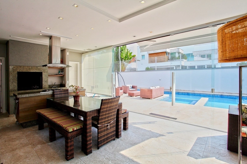 Casa residencial em Jurerê Internacional com 6 suítes e 4 vagas: 35ª foto da galeria de imagens do imóvel