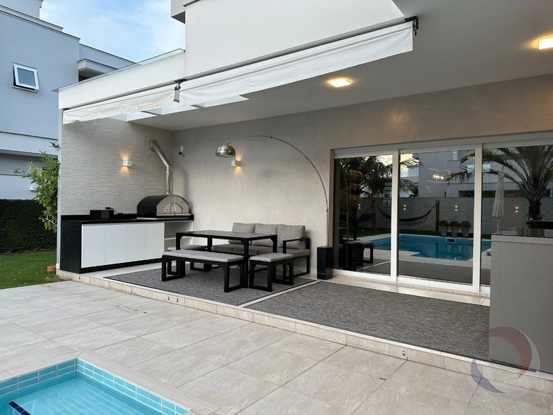 casa em Jurerê Internacional com 3 dormitórios 2 suítes - 330m²: 21ª foto da galeria de imagens do imóvel